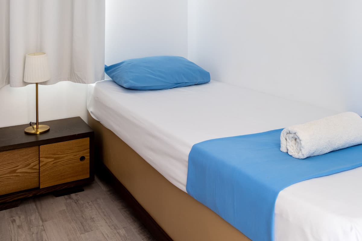 Deluxe Bungalow | WiFi (free), bed sheets