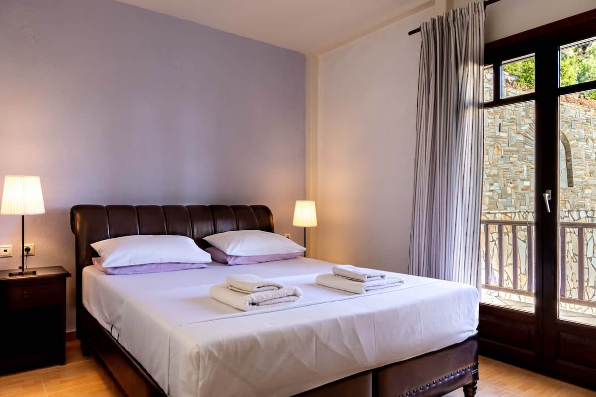Superior Apartment | WiFi (free), bed sheets