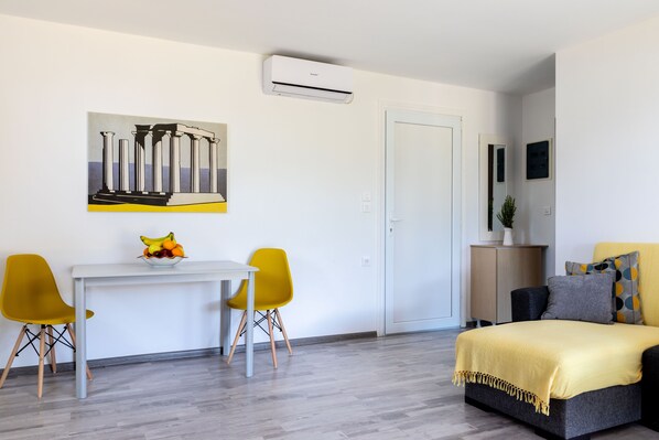 Unclassified image, 1 of 127, button - Porto Koufo Resort (Sithonia)