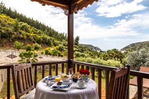Unclassified image, 5 of 127, button - Porto Koufo Resort (Sithonia)