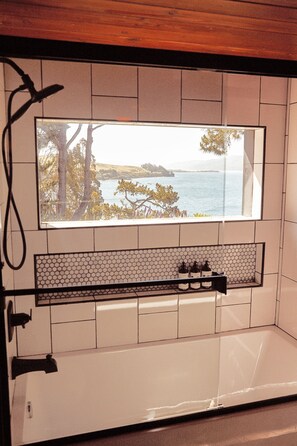 The A-Frame | Bathroom | Designer toiletries, hair dryer, bathrobes, towels - Lodge at Marconi (Marshall)