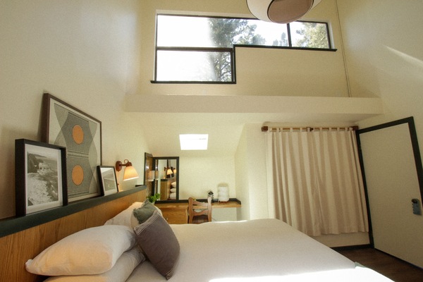 Vaulted King | 1 bedroom, blackout drapes, iron/ironing board, travel crib