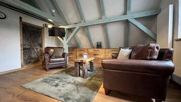 Télévision, table de tennis de table