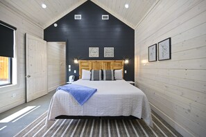 7 bedrooms, free WiFi, bed sheets, wheelchair access