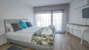 3 habitaciones, cuna de viaje, wifi gratis y ropa de cama
