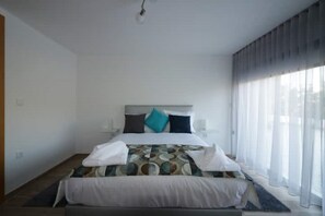 3 chambres, lit parapluie, Wi-Fi gratuit, draps fournis