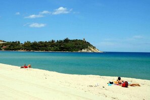 On the beach - Clear House with direct access to the beach (Marina San Gemiliano)