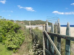 On the beach - Clear House with direct access to the beach (Marina San Gemiliano)