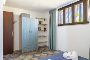 2 quartos, ferros/tábuas de passar roupa, Wi-Fi de cortesia