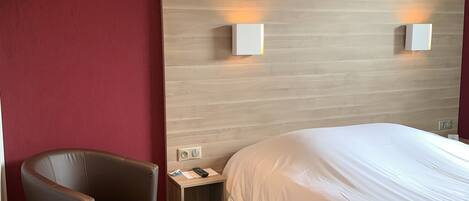 Bureau, espace de travail pour ordinateur portable