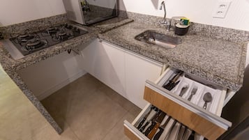 Basic Apartment | Private kitchen