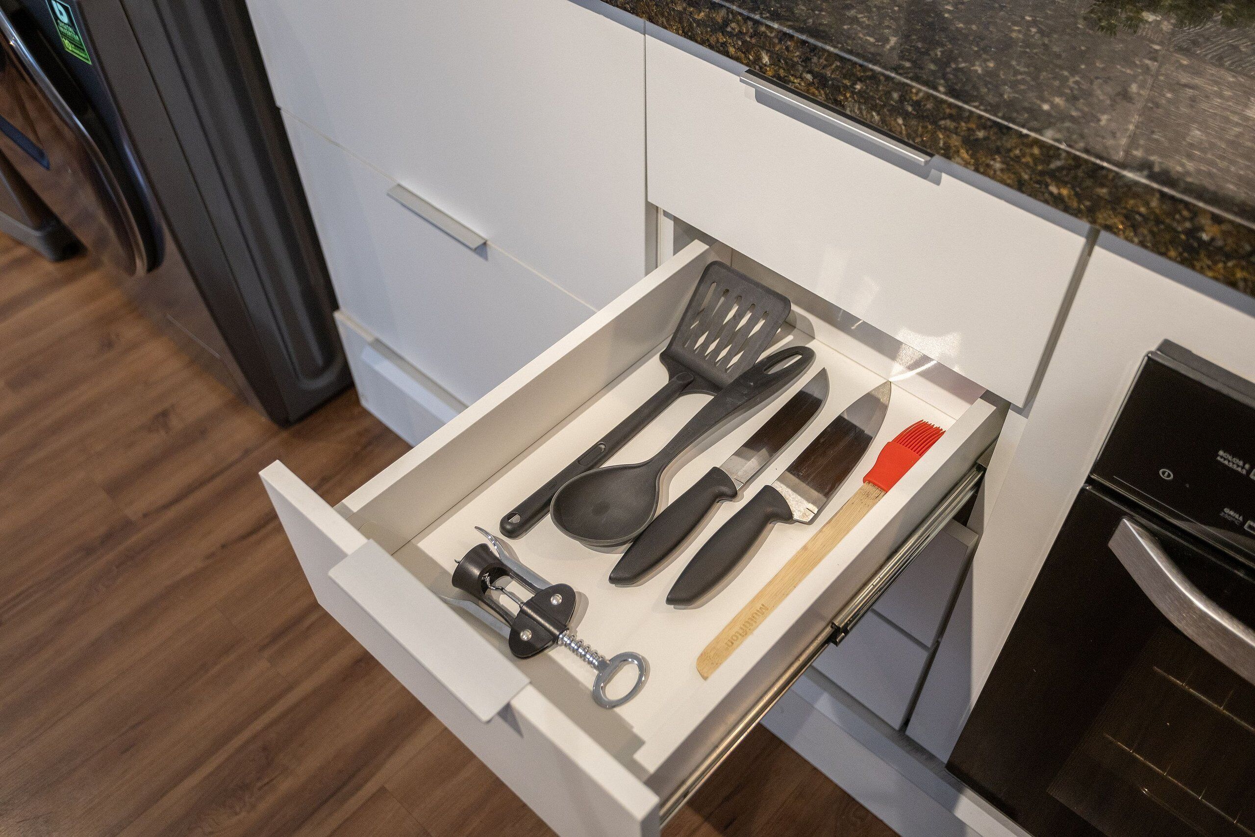 เบสิกอพาร์ทเมนท์ | อื่นๆ