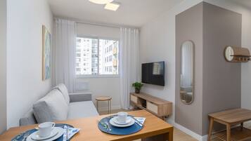 Basic Apartment | Living area