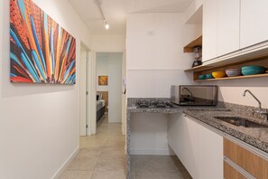 Basic Apartment | Private kitchen - Bem Viver Frei Caneca (São Paulo)