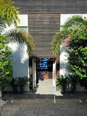 Exterior - Delight (Apt4) - Amazing Sea View # 1 bedroom (Sint Maarten)