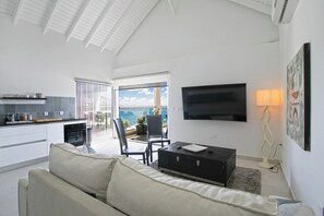 TV - Sunset (Apt5) Terrace & Sea View # 2 bedrooms (Sint Maarten)