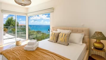 2 camere, una cassaforte in camera, una scrivania, ferro/asse da stiro