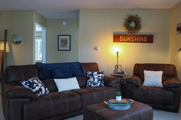 Smart TV, DVD player, books, video library