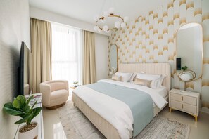 2 bedrooms, iron/ironing board, free WiFi, bed sheets - New! Luxurious stay Dubai Creek Balcony & View (Dubai)