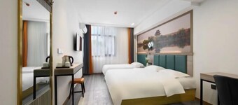 Ruining Hotel ( Xiangyang Gucheng North Street Branch)