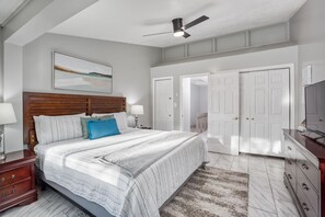 2 camere, una scrivania, ferro/asse da stiro, culla da viaggio