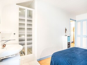 2 bedrooms, WiFi