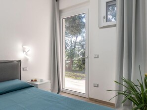 4 Schlafzimmer, Schreibtisch, Internetzugang