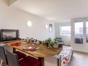 Dining - Les Marinas by Interhome (Deauville-Trouville)