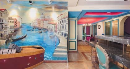 Style Fashion Hotel (Linshui Hongfan Square County Government Branch)