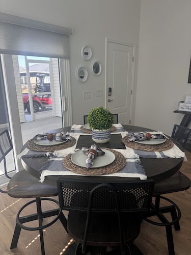 BRAND NEW  2 BDR 2 BTH w. Golf Cart - Half mile to EASTPORT