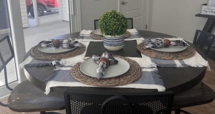 BRAND NEW 2 BDR 2 BTH w. Golf Cart - Half mile to EASTPORT