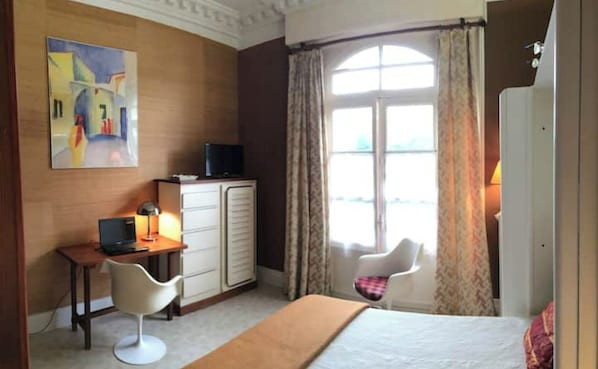1 bedroom