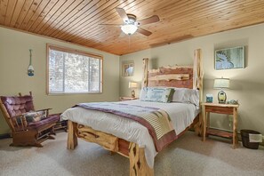 3 Schlafzimmer, Schreibtisch, Bügeleisen/Bügelbrett, Reisekinderbett