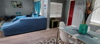 Cute & Cozy Beautiful 3 bedroom home