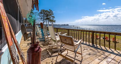 Vintage Riverfront Cottage