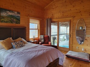 3 habitaciones, escritorio, wifi y ropa de cama 