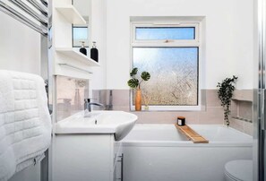 Shower - Haydon House Summary: (Stoke-on-Trent)