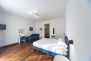 Junior Quadruple Room