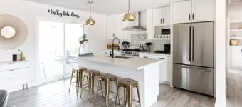 Valley Vibe House - OldTown Modern Paradise