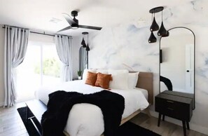 4 bedrooms, iron/ironing board, travel cot, WiFi