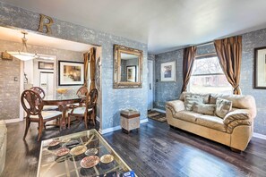 TV, fireplace, ping pong