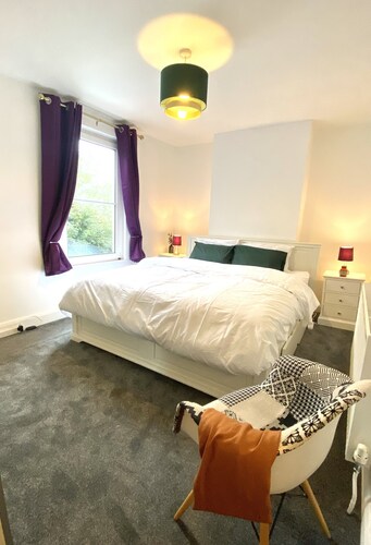 3 bed House with Luxury bathroom