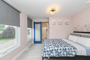 3 室のベッドルーム、WiFi、ベッドシーツ