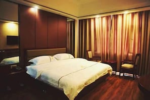 Room - Jiulong Holiday Hotel (Hami)