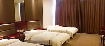 Jiulong Holiday Hotel