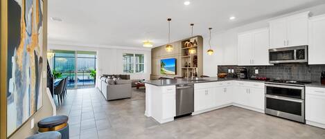 Microwave, oven, dishwasher, coffee/tea maker