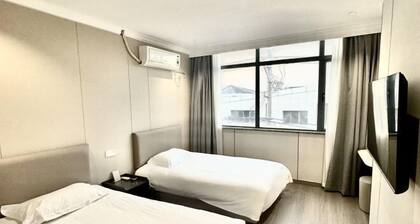 Shanghai Jincheng Hotel (Zhujiajiao Ancient Town)