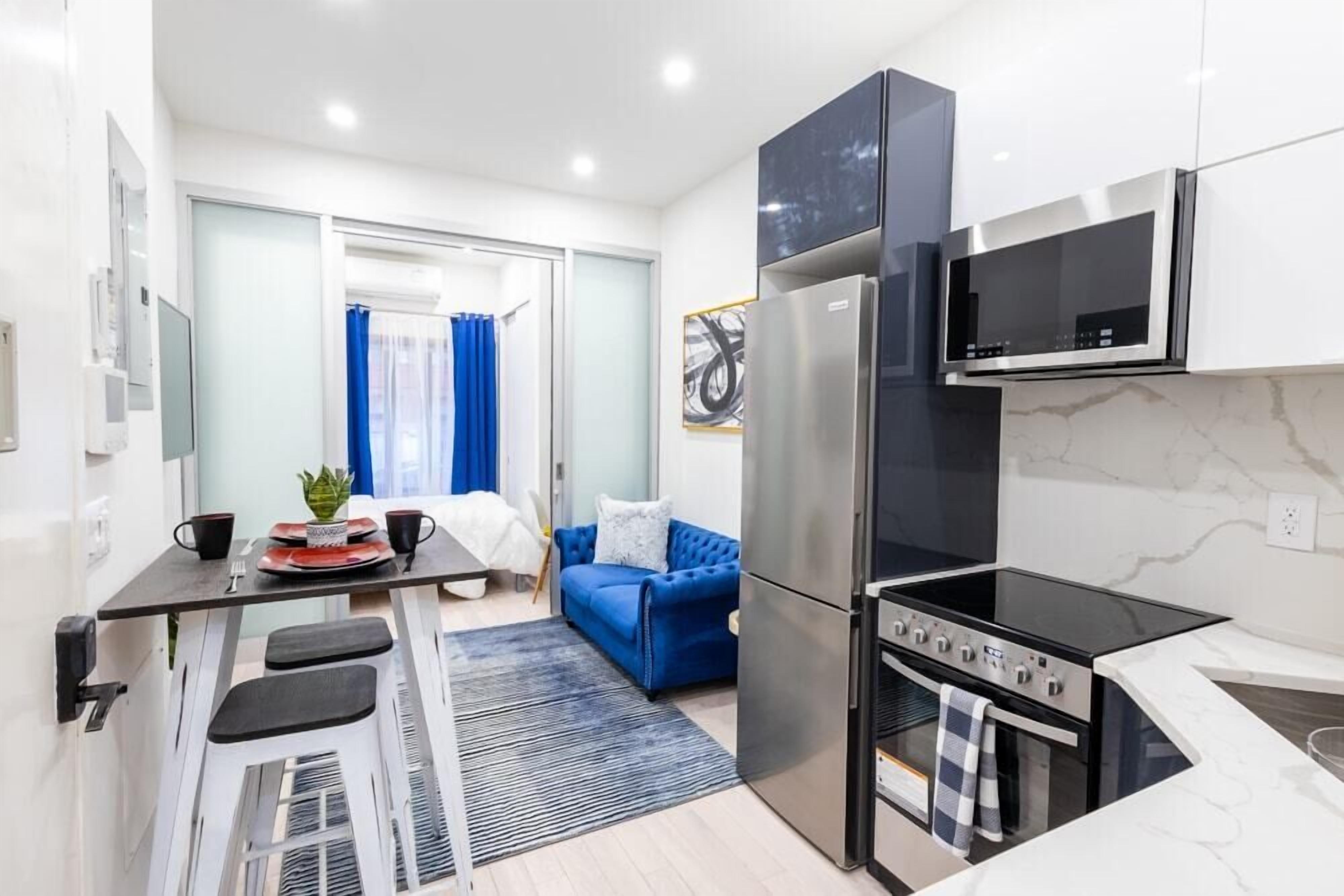 317-1A - New Modern 1BR W&D Walk to Central Park