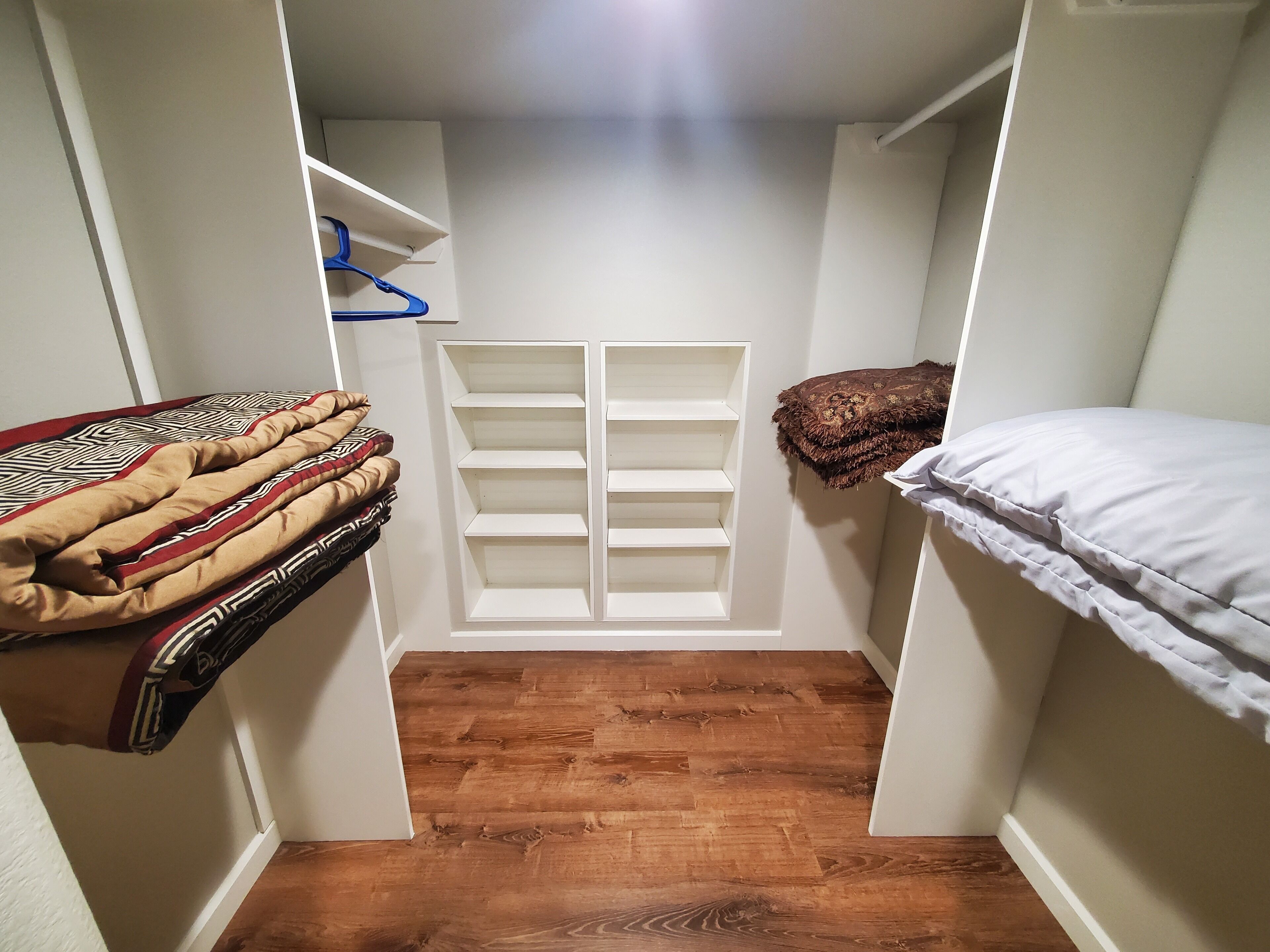 3 camere, una cassaforte in camera, una scrivania, Wi-Fi gratuito