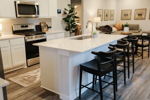 Microwave, oven, stovetop, dishwasher